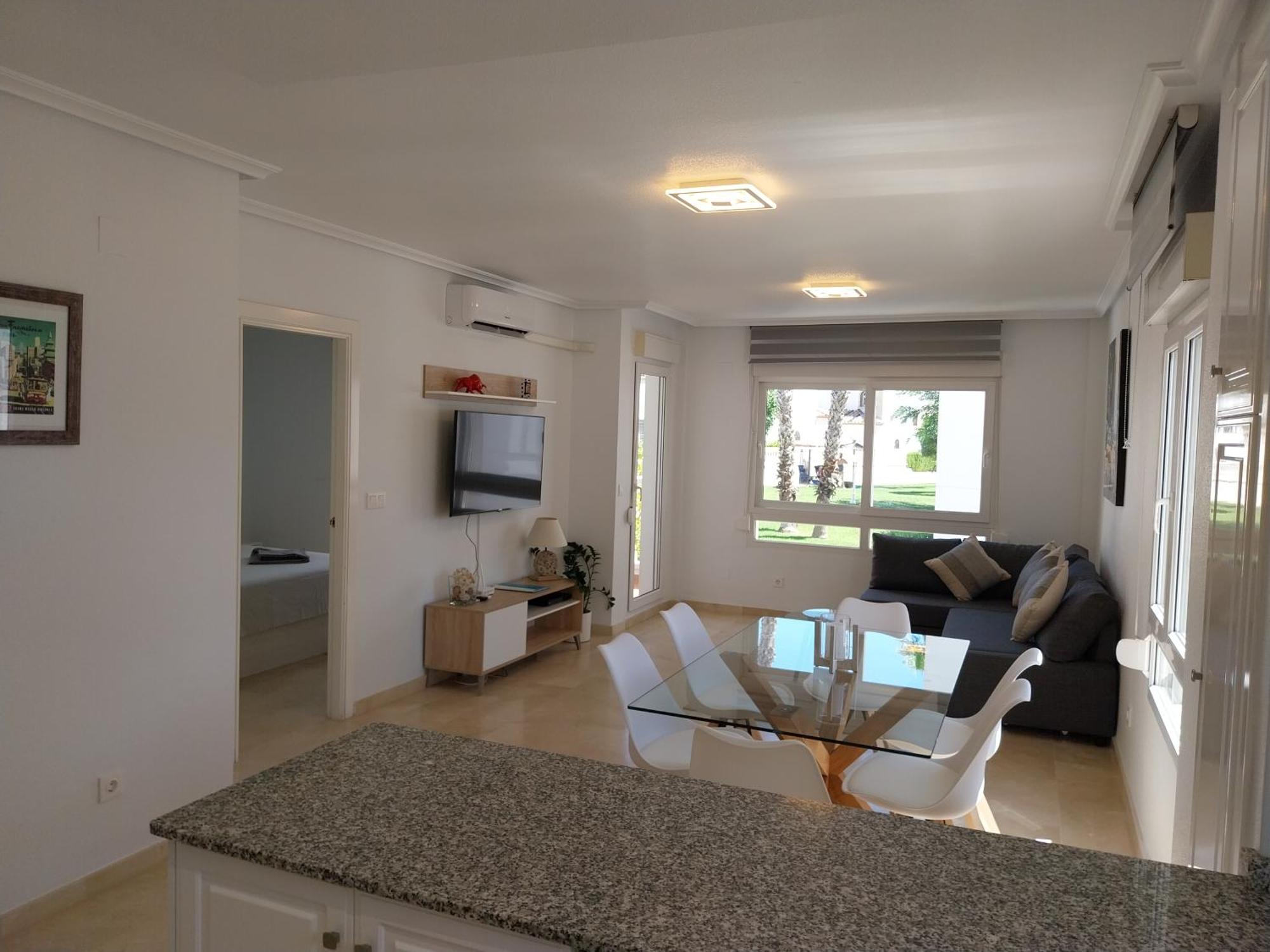 Charming Apartment In Front Of Villamartin Golf And Plaza Eksteriør billede